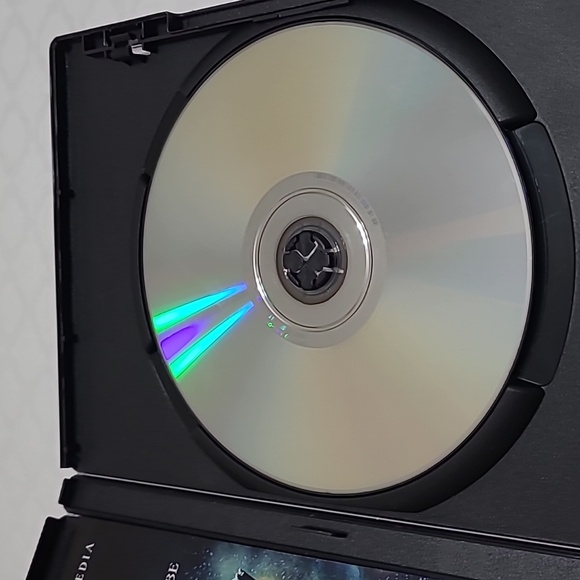 Family Movies DVD Bundle - Picture 13 of 14